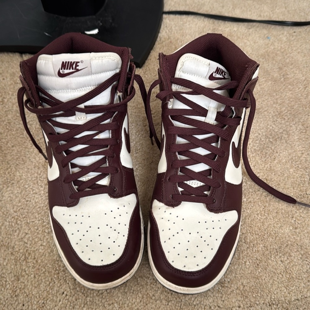 Nike maroon high top dunks